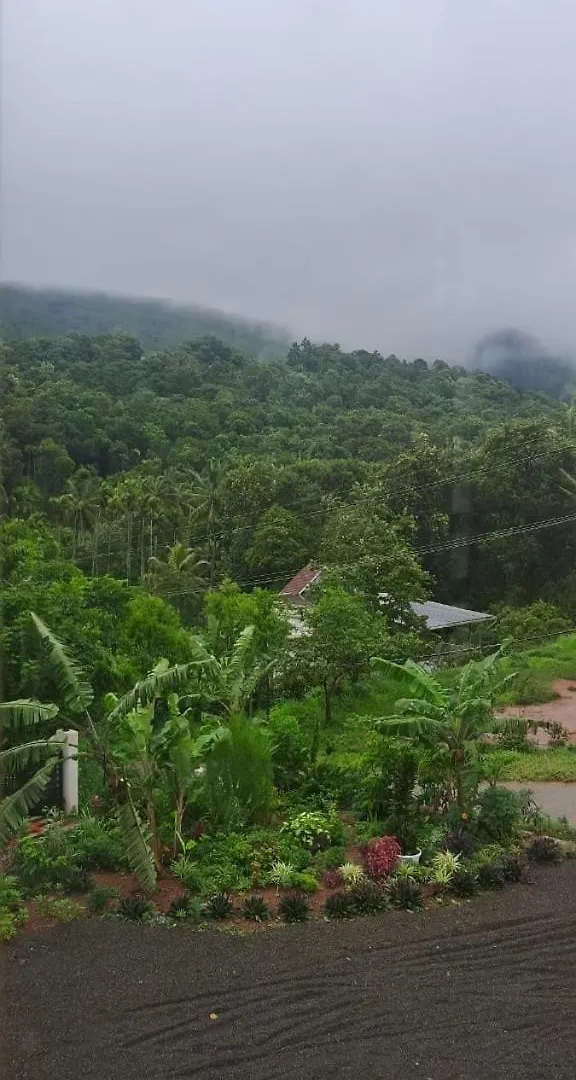 Rockland Holidays Ramakkalmettu Idukki 0*,  Indie